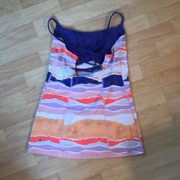 Lululemon dancing warrior tank built in bra - Picture 2 of 5